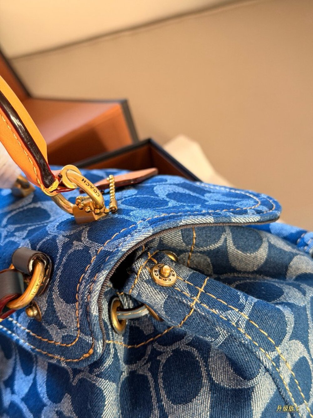 Coach denim backpack - Picture 7 of 7